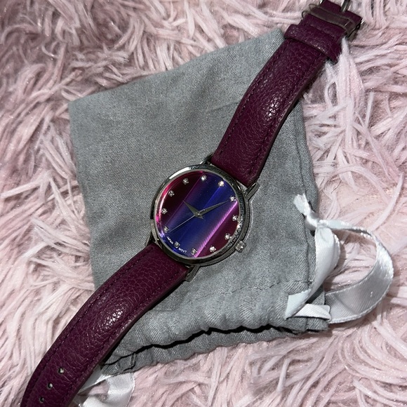 Beautiful Vintage Purple Watch - Picture 6 of 9